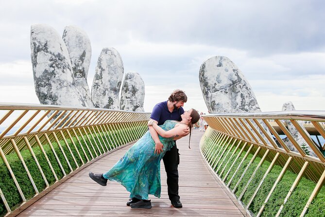 3 Hour Golden Bridge Photoshoot in Ba Na Hills - Meeting options in Da Nang (and why the time matters)