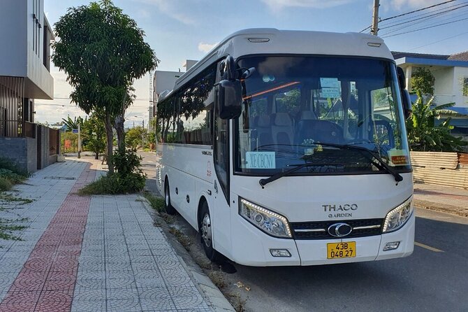 Da Nang Airport to Da Nang hotel by private car or vice versa - Price and Included Fees: What $8 per Group Buys You