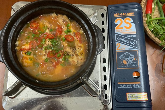 Da Nang Authentic Home Cooking Class - Eating what you make: family-style meals and real comfort-food logic