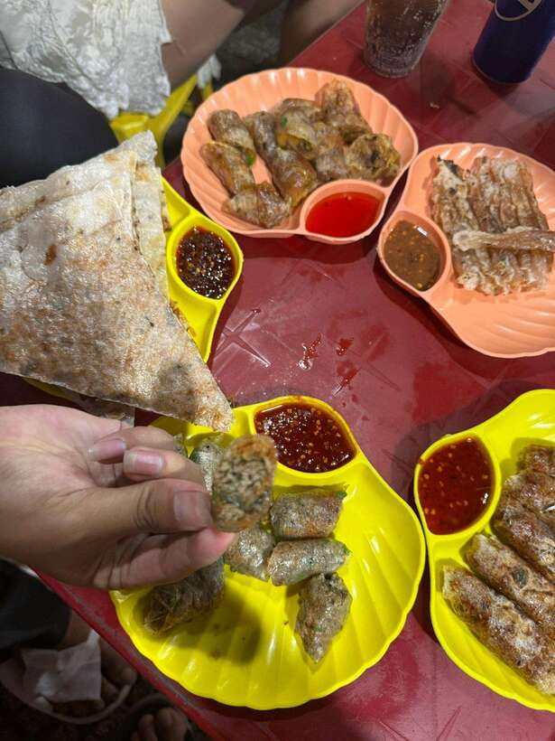 Da Nang City Street Food Private Tour With Local Students - Food Allergies and Vegetarian Requests: Tell Them Up Front