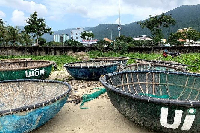 Da Nang Discovery With Cool Locals - How pickup and a max-4 group changes the vibe