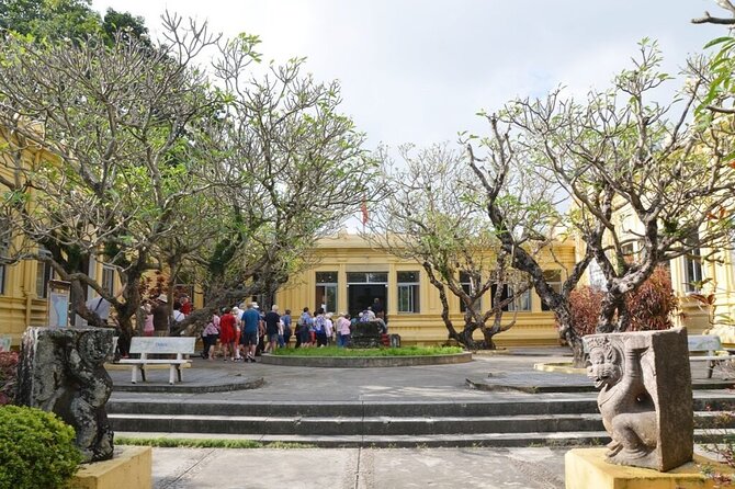 Da Nang Epic History Tour by Cham Museum & Tasty Cuisine/Cafe - Han Market’s French Colonial Build and Chinese Community Stories