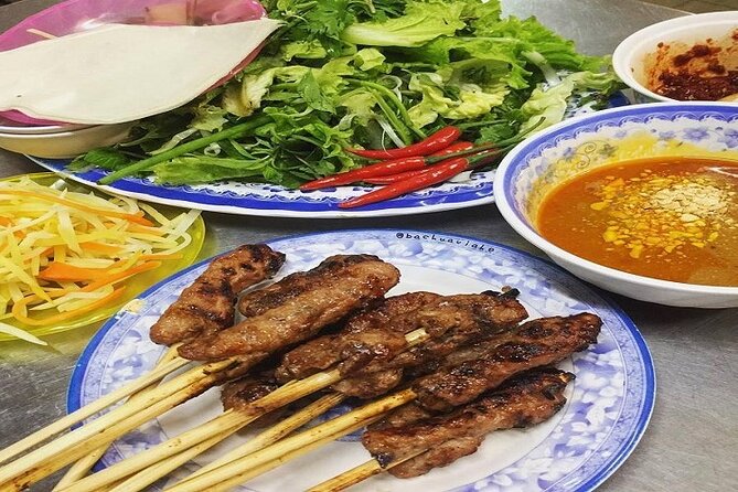 Da Nang Food Tour Motorbike & Sightseeing By Ao Dai Lady Rider - The food plan: how 3, 5, or 8 dishes turns into a satisfying meal