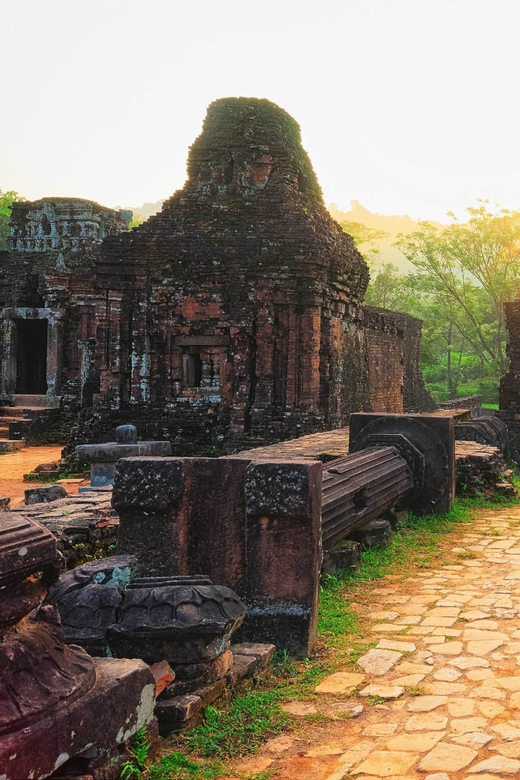 Da Nang: Full-Day My Son Sanctuary Tour - Guided temple walk: Hindu forms, carved stone, and the big picture