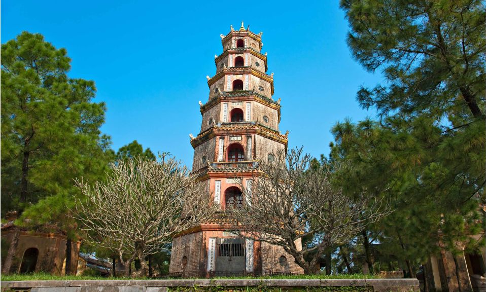 Da Nang: Hue Imperial City and Hai Van Pass Small Group Tour - Key reasons this Hue day trip works