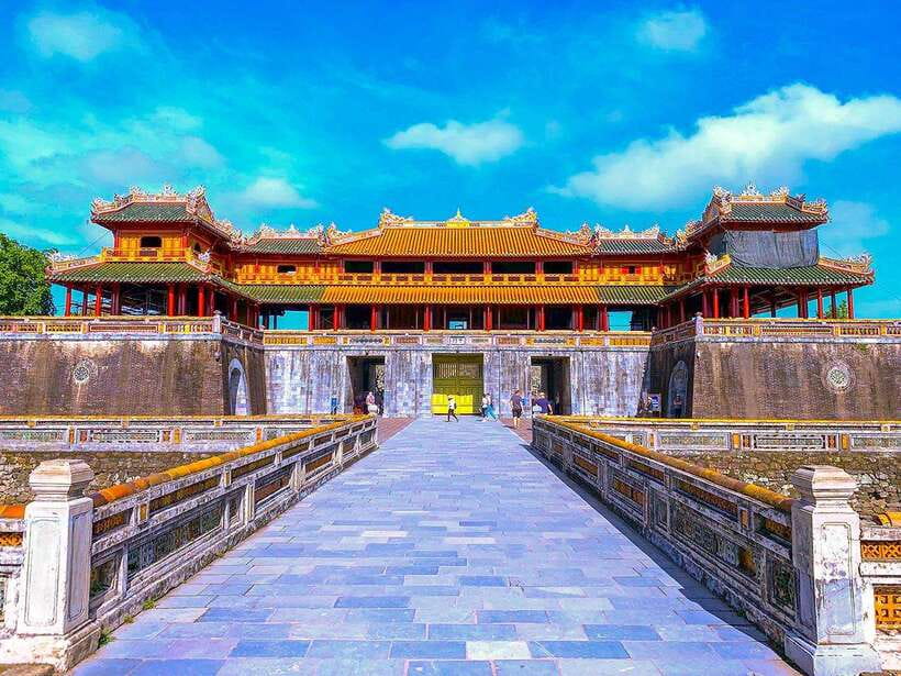 Da Nang: Imperial Hue And Scenic Hai Van Pass Discovery Tour - Imperial City gates, courtyards, and where the story lives