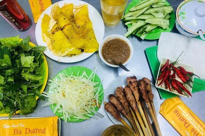 Da Nang Street Foodie Walking Tour - Lunch (10:30AM-1:00PM) vs dinner (5:30PM-8:30PM): pick your vibe