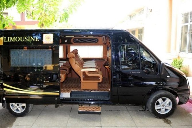 Da Nang To Hoi An Transfer By Limousine Dcar Luxury - The limousine van setup: up to 7 passengers, easier luggage flow