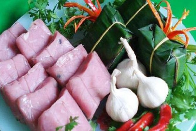 DaNang Night Foodie Tour-Sighseeing with Aodai Lady Rider Private - Riders, safety, and comfort: the details that matter most