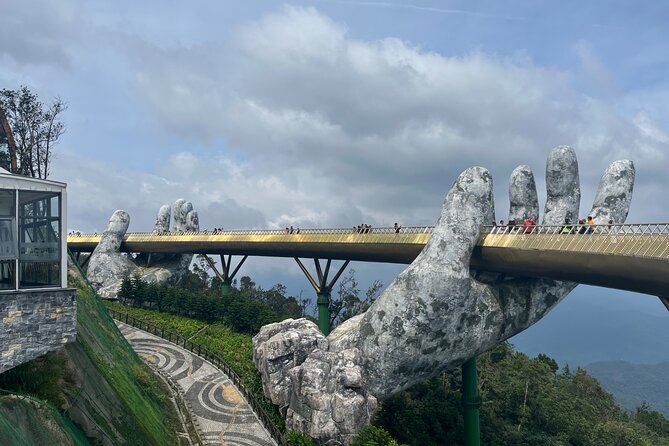 Early tour/ transfer from Hoi An/Da Nang to Golden bridge - Transport comfort: what private means in a day trip