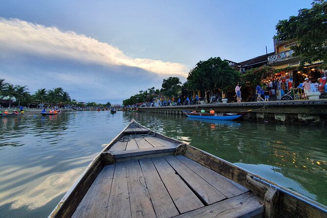 Explore Hoi An and Da Nang by private tour with local guide - Linh Ung Pagoda and HI Coffee: start with views, not stress