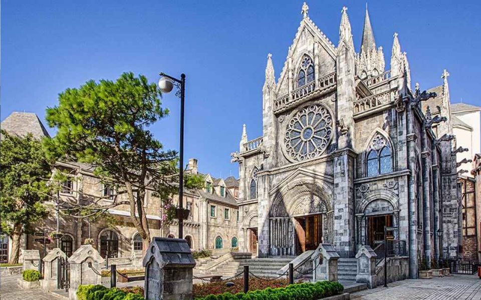 From Da Nang or Hoi An: Ba Na Hills Golden Bridge Tour - Fantasy Park 90+ activities: plan your energy, not just your photos