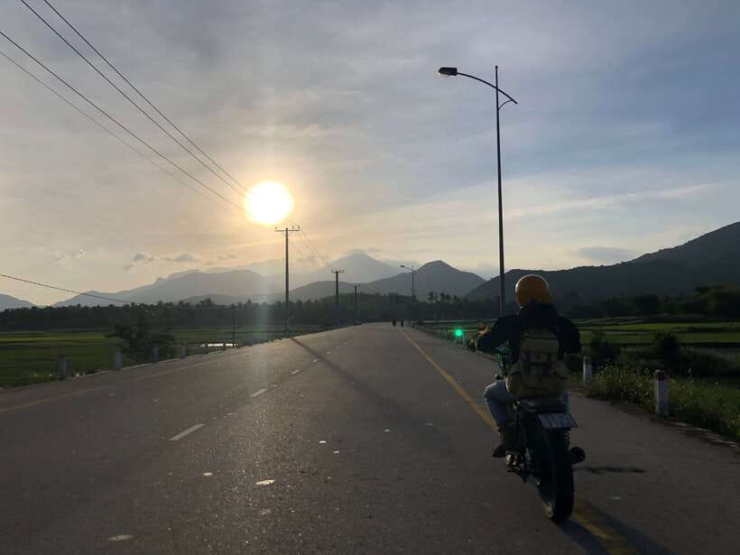 From Hue/Da Nang/Hoi An: Hai Van Pass Tour by Motorbike - Morning start: Dragon Bridge, then Son Tra and Lady Buddha