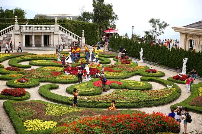 Golden Bridge & Ba Na Hills 1 Day including buffets lunch & 2 ways Cable Car - Guides Make the Difference: English, Timing, and Group Control