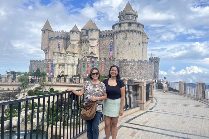 Golden Bridge & Ba Na Hills with Buffets Lunch ,2 ways cable car - Golden Bridge: the stone hands, the best photo angle, and what to watch for