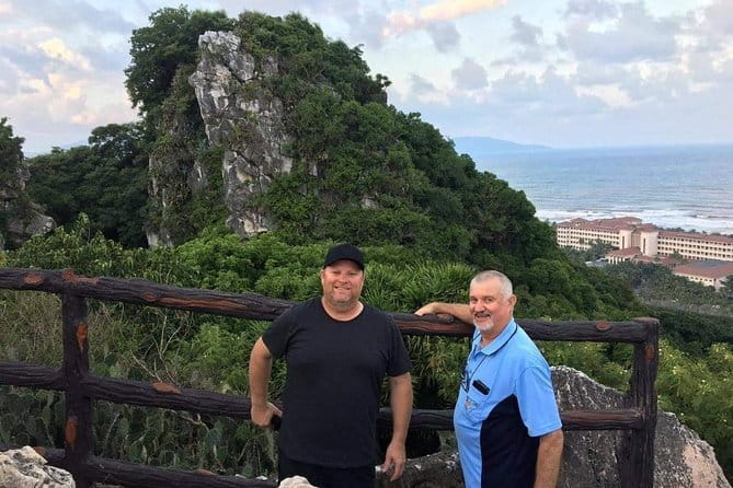 Guided Dragon Bridge Breathing Fire/Water & Da Nang city tour - Price and logistics: what the $80 covers