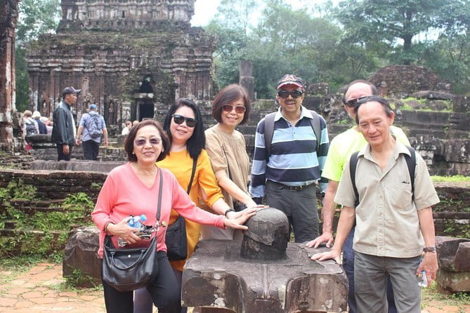 Guided Private My Son Sanctuary from Hoi An or Da Nang - Hotel Pickup From Da Nang or Hoi An: The Part That Makes a Private Tour Worth It