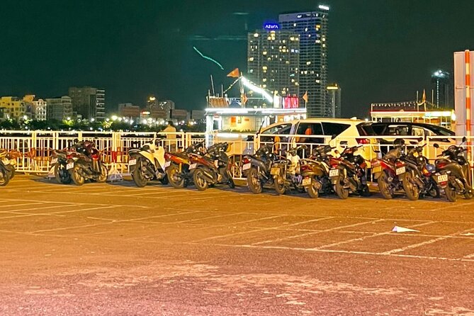 Han River by Night: Boat Trip Experience in Da Nang city, Vietnam - Dragon Bridge fire and water show at 20:30