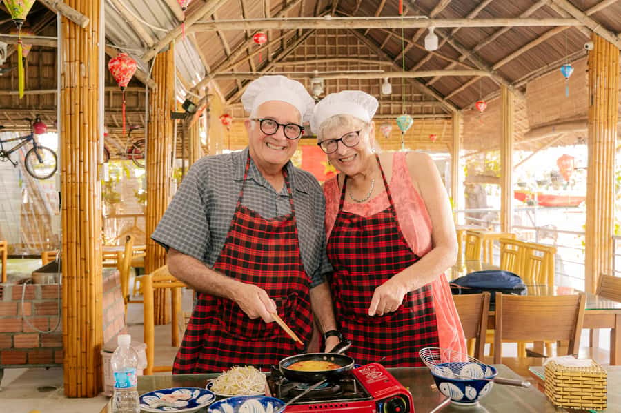 Hoi An: Lantern Making, Basket Boat, and Cooking Class - 1:00 Lantern Making: A Quick Keepsake With Lots of Meaning