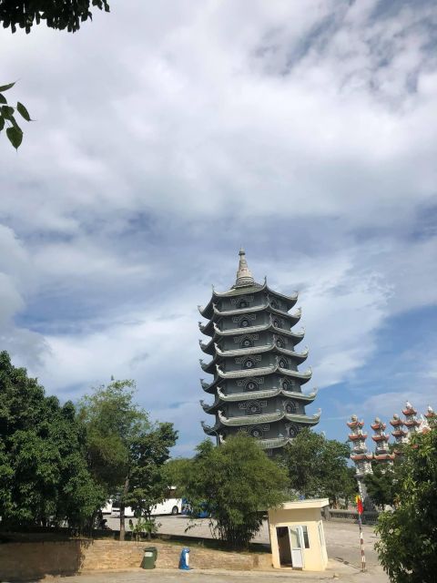 Hoi An: Marble Mountains, Lady Buddha and Am Phu Cave Tour - Price and value: why $25 per person often feels like a bargain