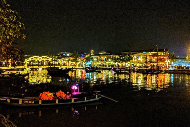 Hoi An Night Market with Hoi an walking Tour , Colourful Lanterns, Boat Ride - Guide style matters: what I’d ask before you meet them