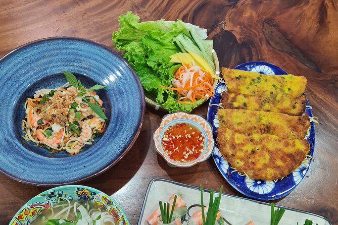 Home Cooking Class: Market, Garden and cooking 4 dishes - Cooking four iconic dishes: what you’ll actually do