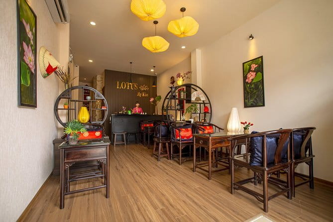 Hot Stone Massage For Full Body Blood Circulation At Da Nang - Location and Timing: Easy to Add After Da Nang Sightseeing