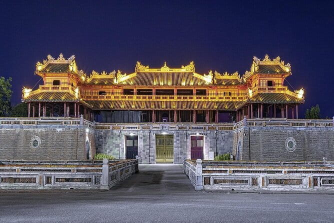 HUE City 1 Day Guided Tours from Da Nang City - A UNESCO Hue day from Da Nang that starts with Hai Van Pass