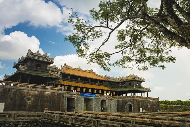 Hue Imperial City Daily Ingroup Tour via Hai Van Pass - Entering Hue Imperial City: pacing that keeps the story coherent