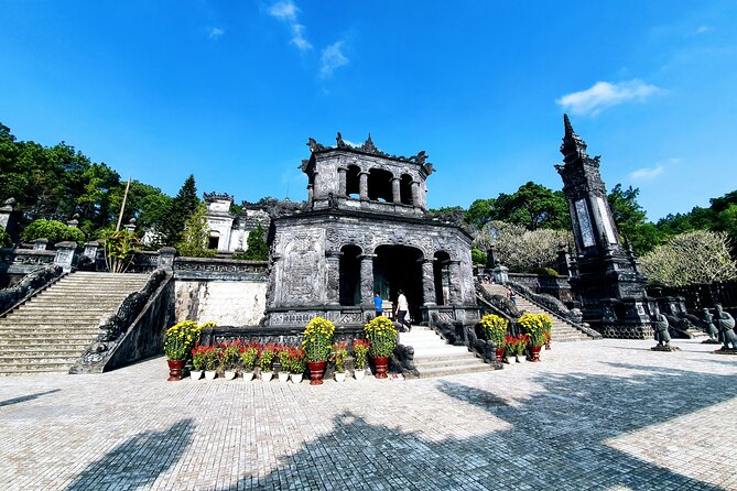 Hue Imperial City Private Tour with Royal Lunch - Lang Co Beach and Hai Van Pass: quick scenic hits on the way