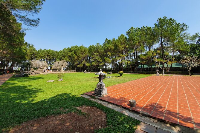 Hue Imperial City Private Tour with Royal Lunch - Khai Dinh tomb: the final historical bookmark
