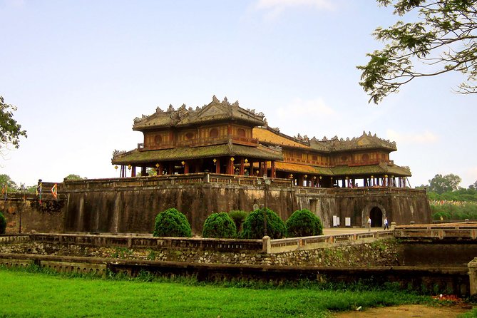 Hue Imperial City Private Tour - The Hai Van Pass start: big views with minimal time