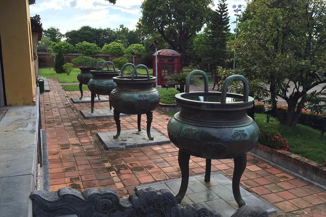 Imperial Hue And Hai Van Pass Full-day Tour - What to pack for this “history + steps” day