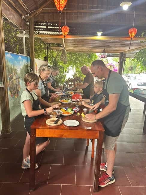 Market Tour, Basket Boat Ride & Cooking Class by Hangcoconut - Hang Coconut cooking class: Four dishes you can repeat at home
