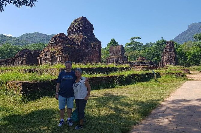 My Son Holyland &Marble Mountain-Am Phu Cave-Private Guided Tour - Lunch of local noodles: practical, included, and not a time trap