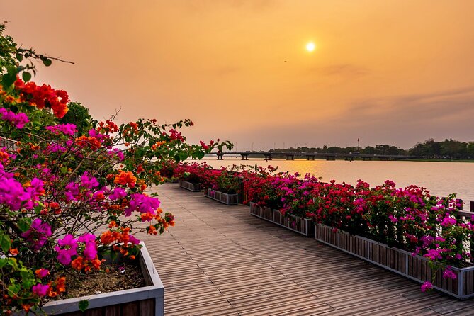 Round Trip: Da Nang/Hoi An – Hue with English-Speaking Driver - Hai Van Pass: the Mountain-View Break That Makes the Trip Worth It