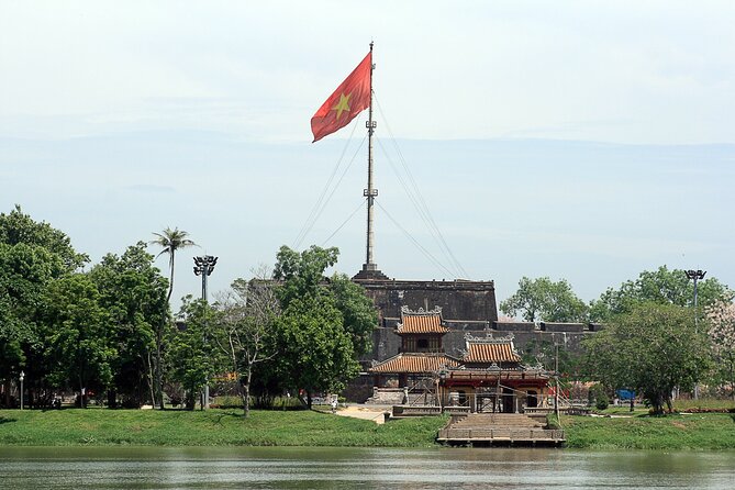 Round Trip: Da Nang/Hoi An – Hue with English-Speaking Driver - Tomb of Khai Dinh: East Meets West, and It Actually Shows