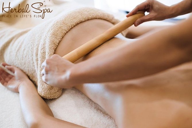 Tailored Body Ritual (Personalized | Custom Blend) - Entering the Spa Routine: Shower, Changing Rooms, and Real Downtime