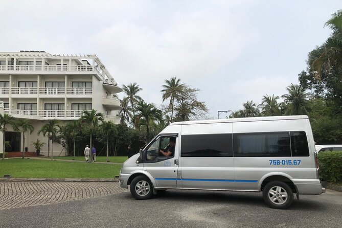 Transfer from Da Nang airport to Hoi An by private cars - Flight changes and the only real risk: being out of sync
